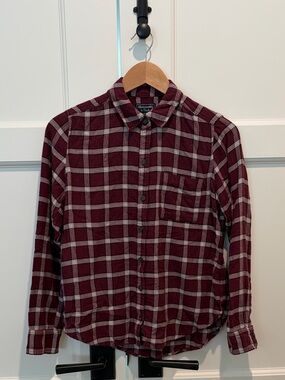Abercrombie & Fitch Plaid Button Down Shirt Size Small Burgundy